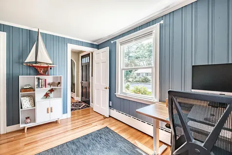 8 White Birch Lane Portland ME 04103