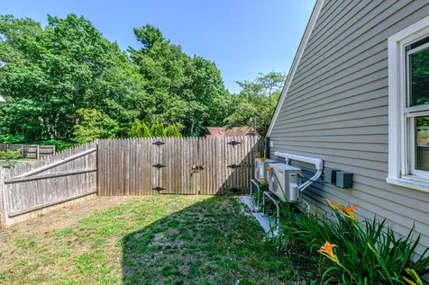 8 White Birch Lane Portland ME 04103