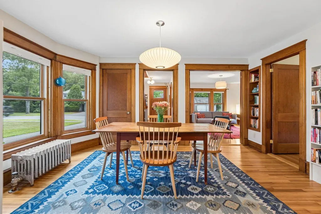35 Longfellow Avenue Brunswick ME 04011