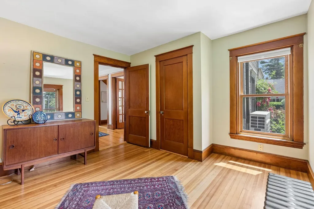 35 Longfellow Avenue Brunswick ME 04011
