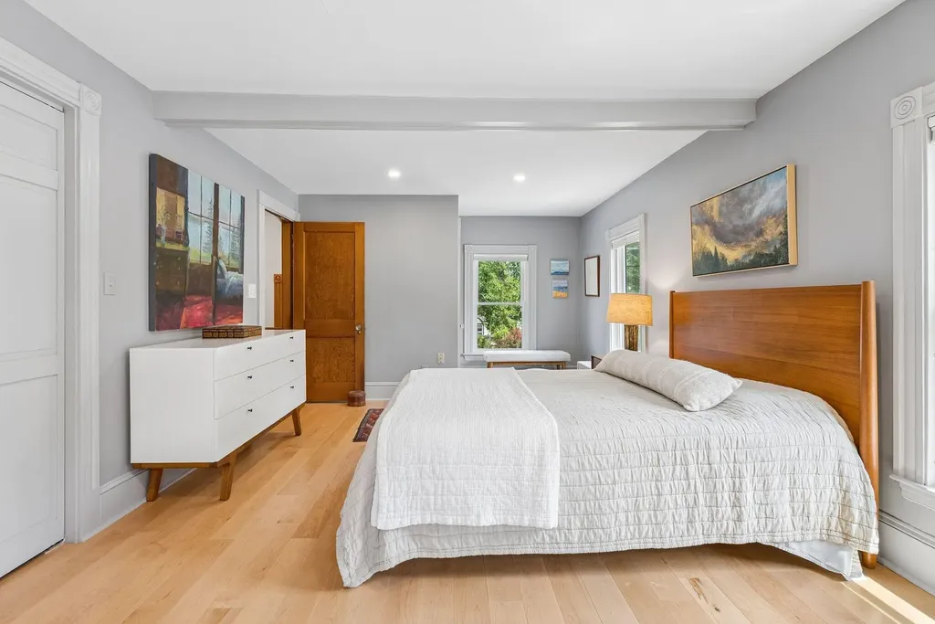 35 Longfellow Avenue Brunswick ME 04011