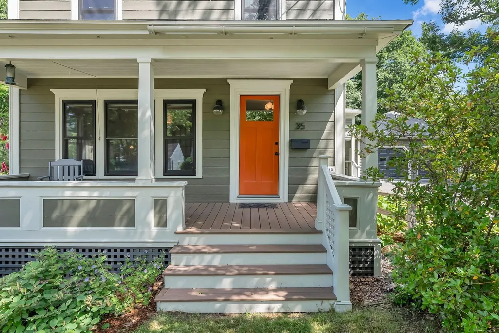 35 Longfellow Avenue Brunswick ME 04011