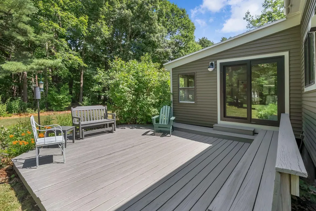 35 Longfellow Avenue Brunswick ME 04011