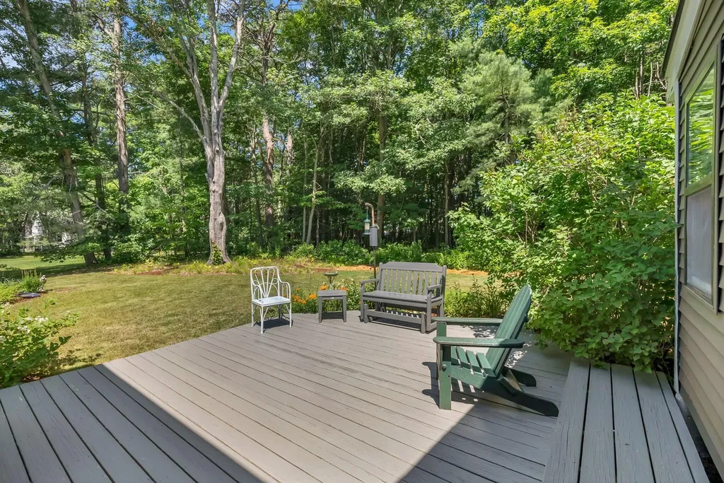 35 Longfellow Avenue Brunswick ME 04011