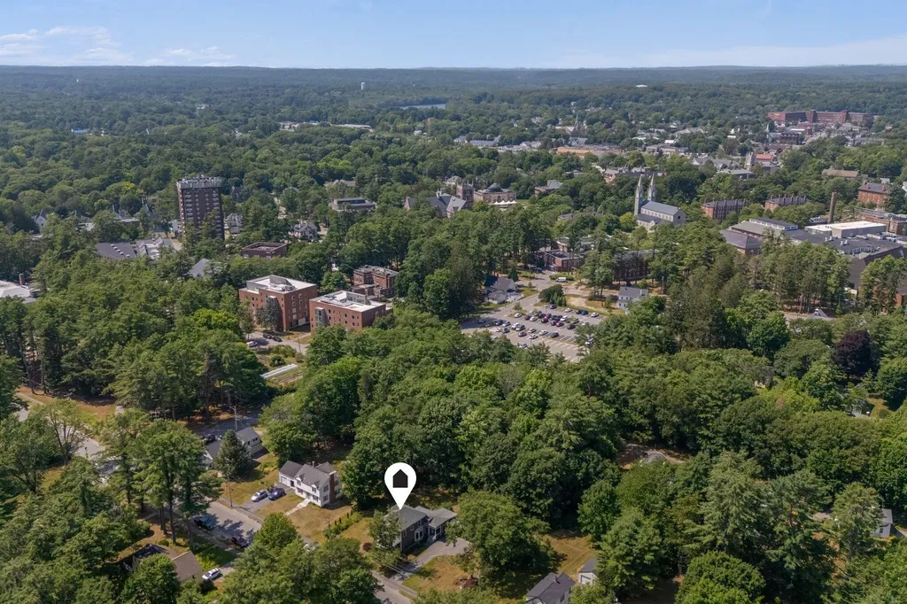 35 Longfellow Avenue Brunswick ME 04011