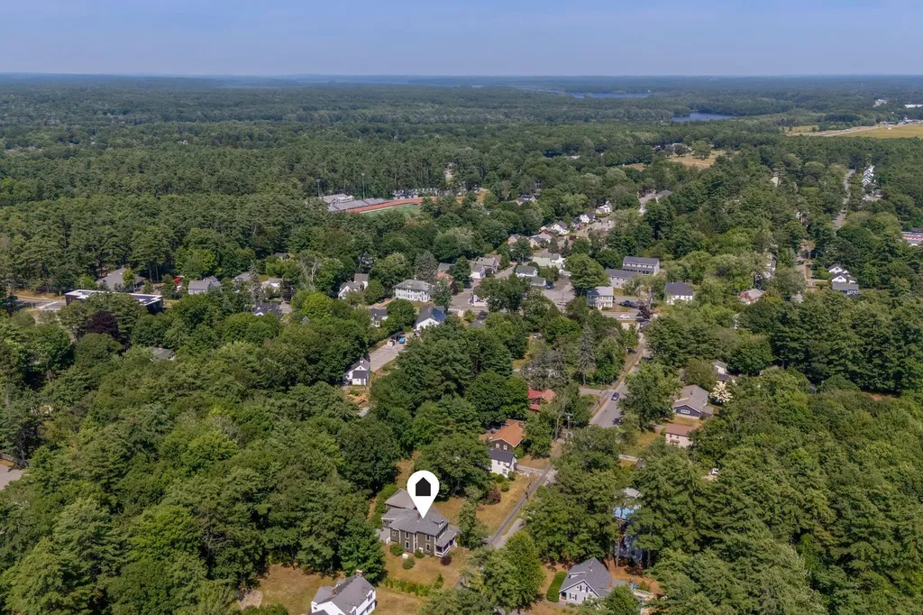 35 Longfellow Avenue Brunswick ME 04011