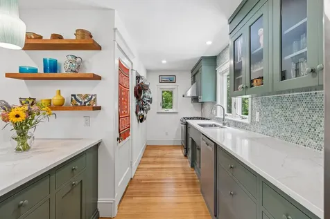 35 Longfellow Avenue Brunswick ME 04011