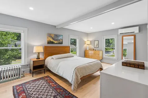 35 Longfellow Avenue Brunswick ME 04011