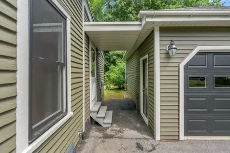 35 Longfellow Avenue Brunswick ME 04011