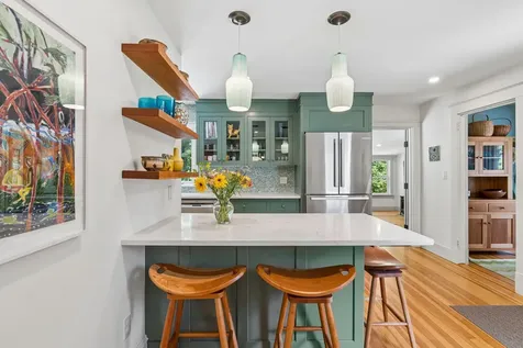 35 Longfellow Avenue Brunswick ME 04011