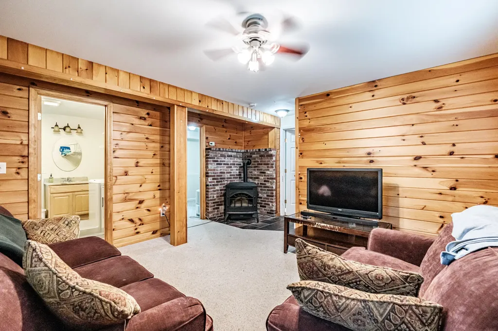33 Spear Avenue Windham ME 04062