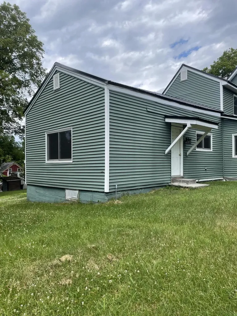 11 Garfield Street Calais ME 04619