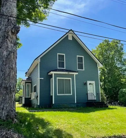 11 Garfield Street Calais ME 04619