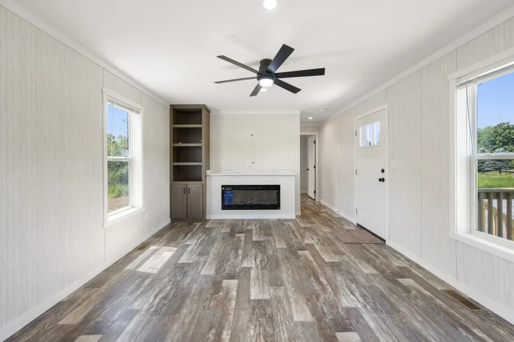 32 Indian Heights Drive Saint Albans ME 04971