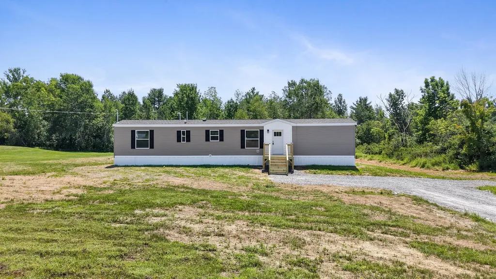 32 Indian Heights Drive Saint Albans ME 04971