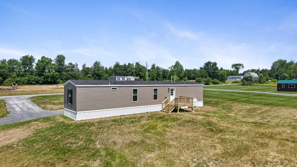 32 Indian Heights Drive Saint Albans ME 04971