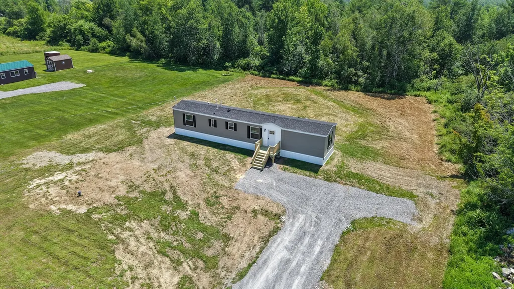 32 Indian Heights Drive Saint Albans ME 04971