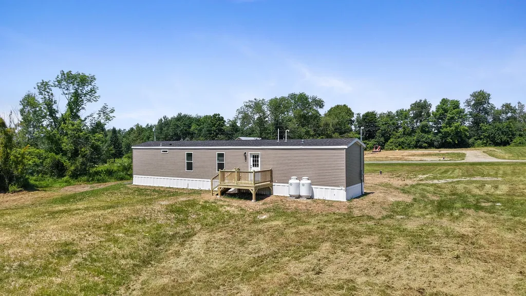32 Indian Heights Drive Saint Albans ME 04971