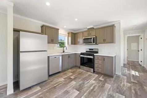 32 Indian Heights Drive Saint Albans ME 04971