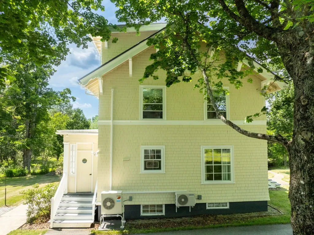 59 Elm Street Machias ME 04654