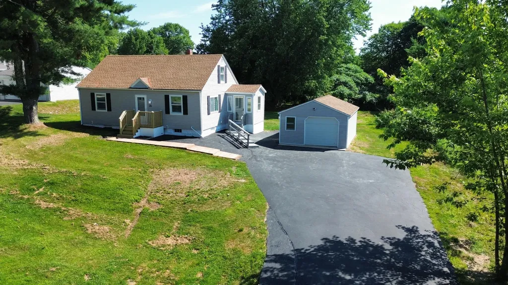 26 Clay Road Gorham ME 04038