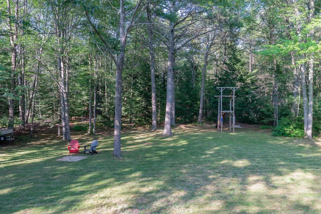 28 Eider Lane Topsham ME 04086