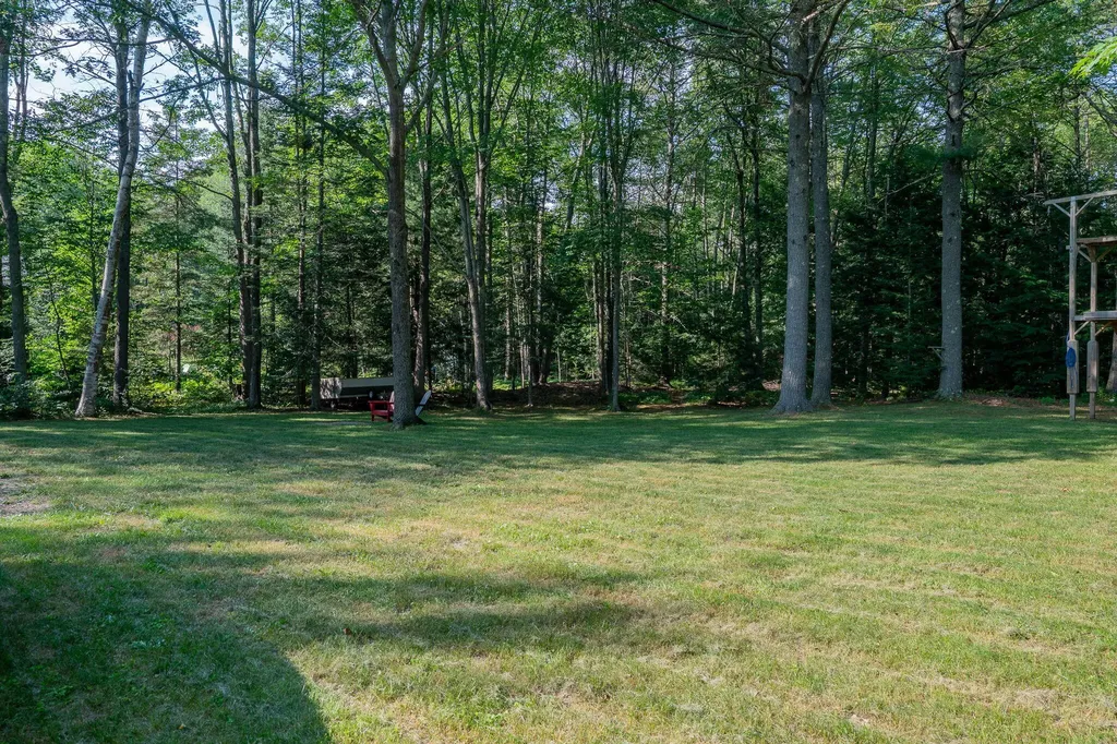28 Eider Lane Topsham ME 04086