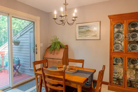 28 Eider Lane Topsham ME 04086