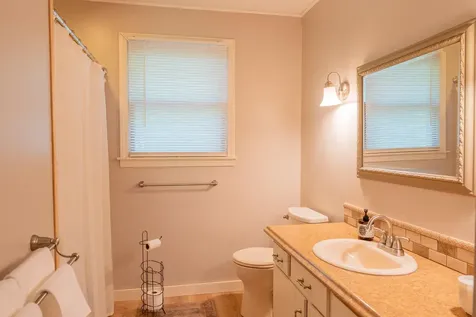 28 Eider Lane Topsham ME 04086