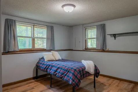 28 Eider Lane Topsham ME 04086