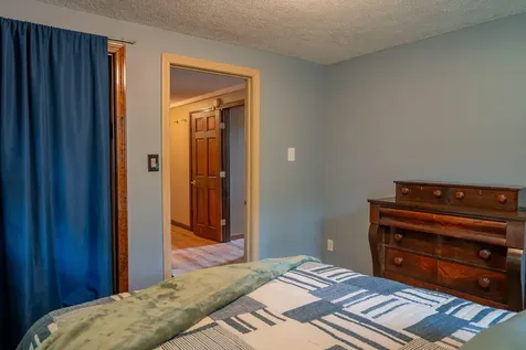 28 Eider Lane Topsham ME 04086