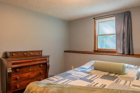 28 Eider Lane Topsham ME 04086