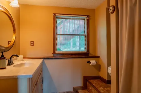 28 Eider Lane Topsham ME 04086