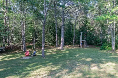 28 Eider Lane Topsham ME 04086