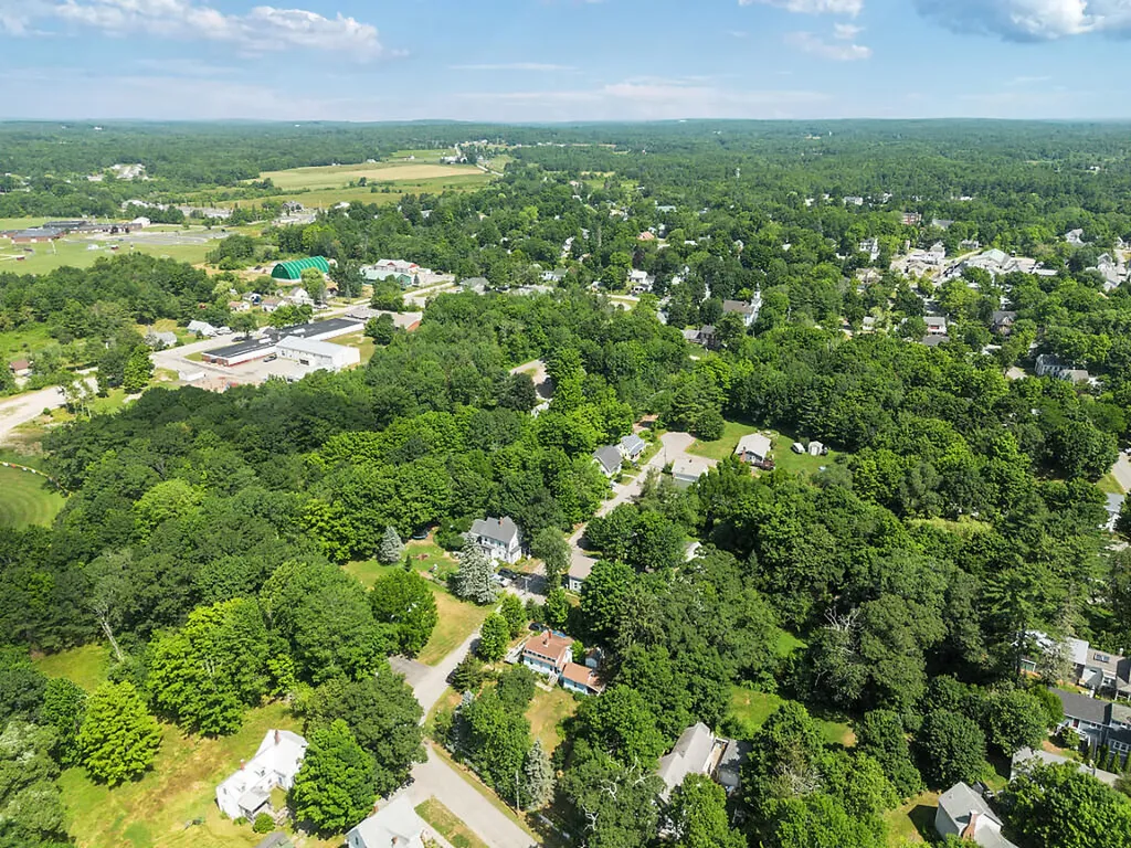 10 Fuller Street Richmond ME 04357