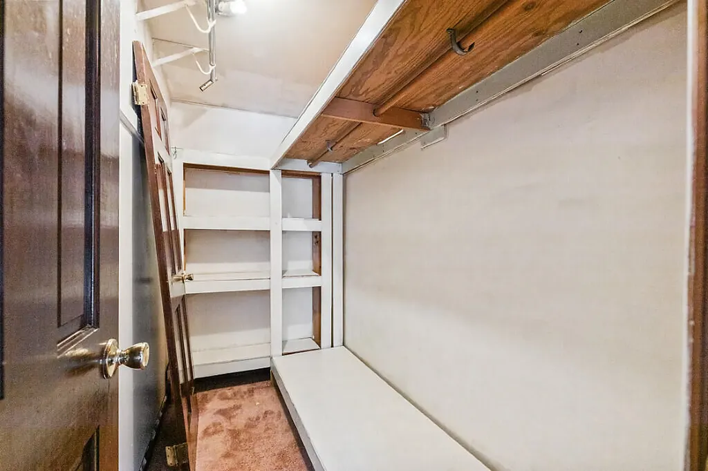 10 Fuller Street Richmond ME 04357