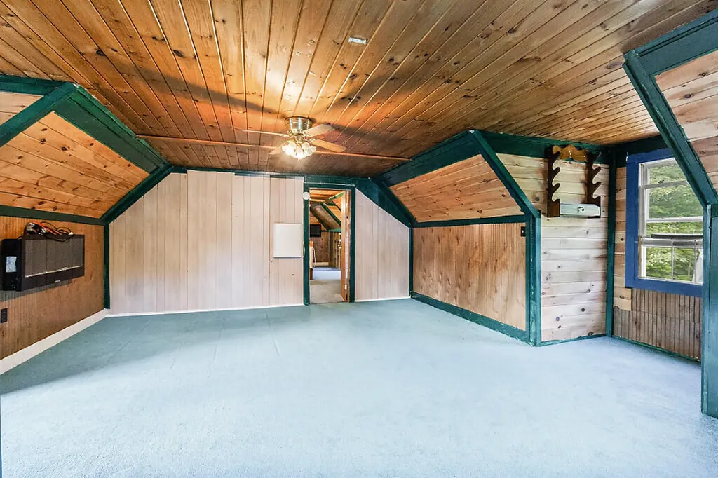 10 Fuller Street Richmond ME 04357