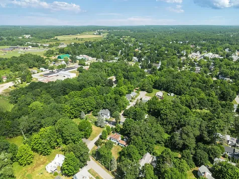 10 Fuller Street Richmond ME 04357