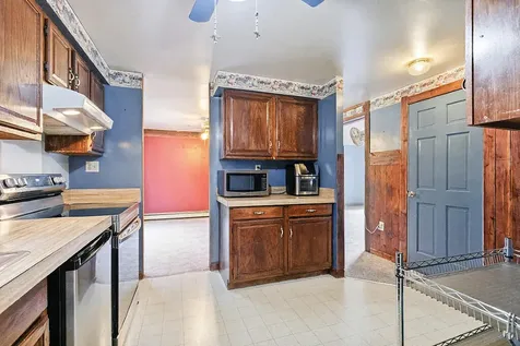 10 Fuller Street Richmond ME 04357