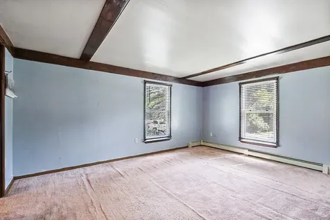 10 Fuller Street Richmond ME 04357