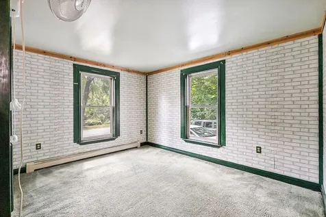 10 Fuller Street Richmond ME 04357