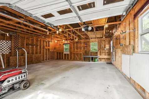 10 Fuller Street Richmond ME 04357