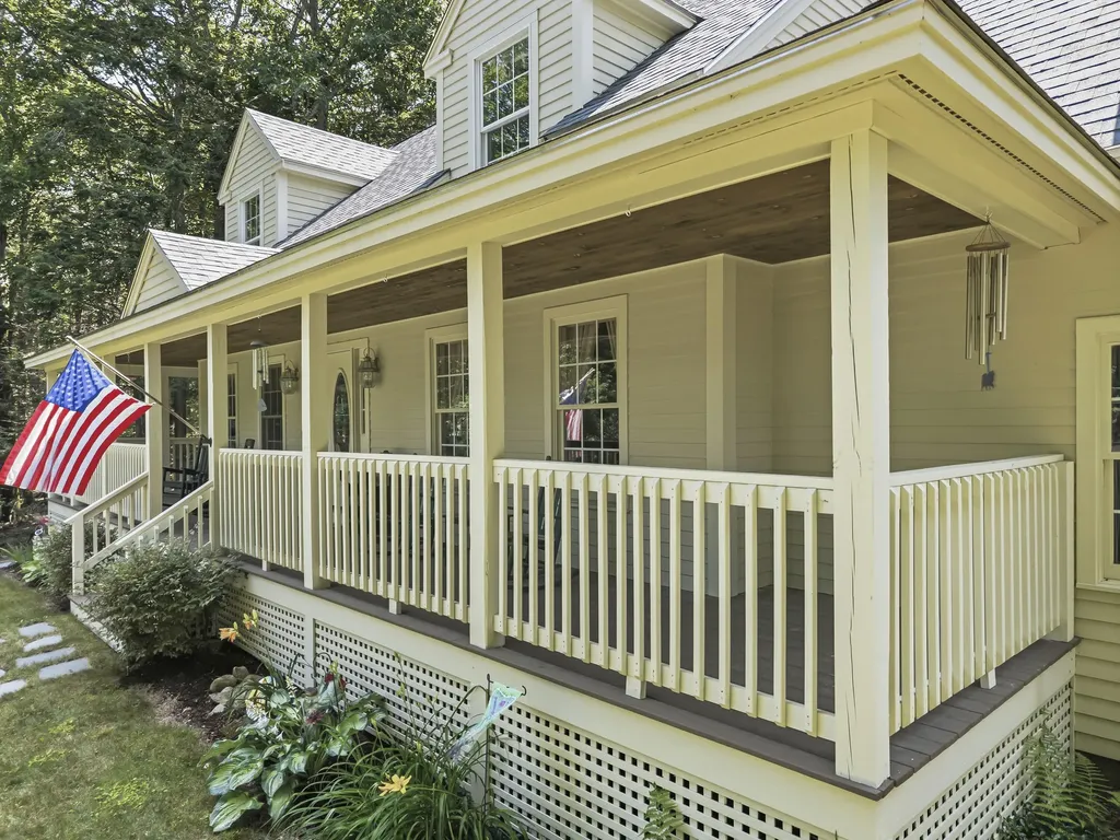 6 Silver Ridge Drive York ME 03909