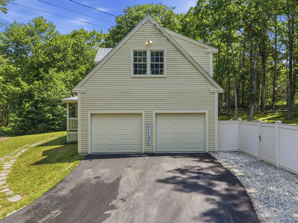 6 Silver Ridge Drive York ME 03909
