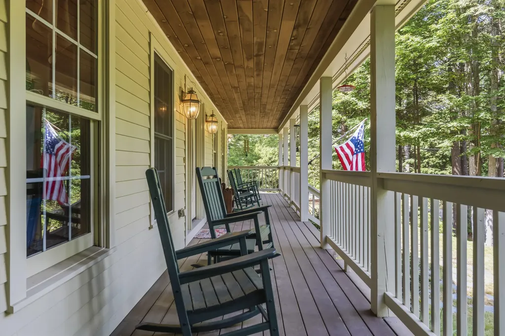6 Silver Ridge Drive York ME 03909