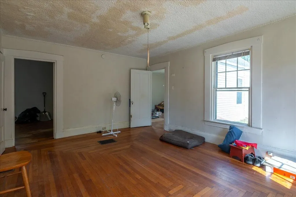 41 Hyler Street Thomaston ME 04861
