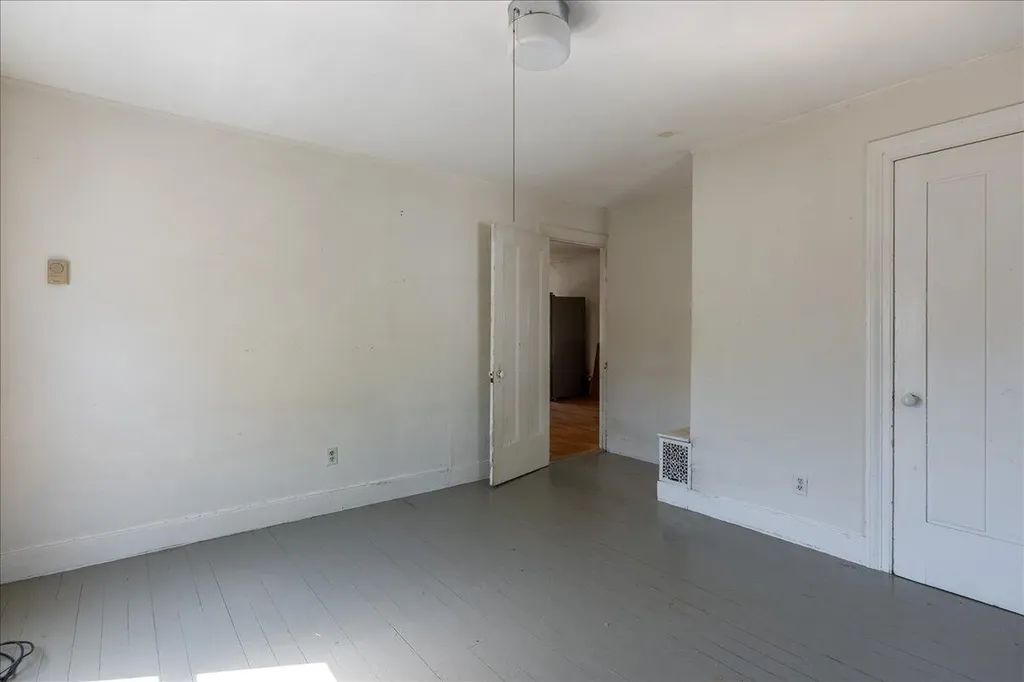 41 Hyler Street Thomaston ME 04861