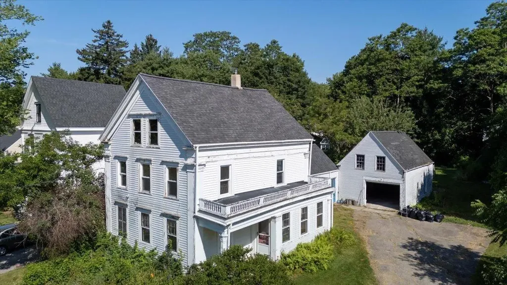 41 Hyler Street Thomaston ME 04861