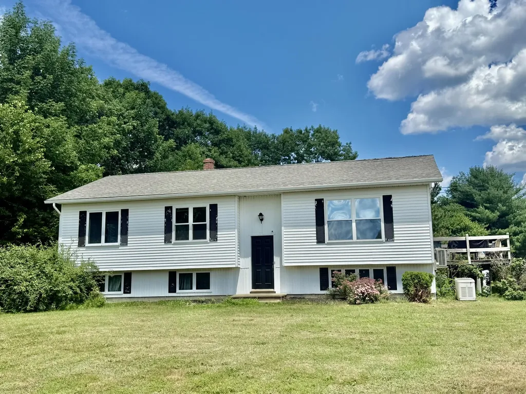 12 Grace Snow Drive Glenburn ME 04401