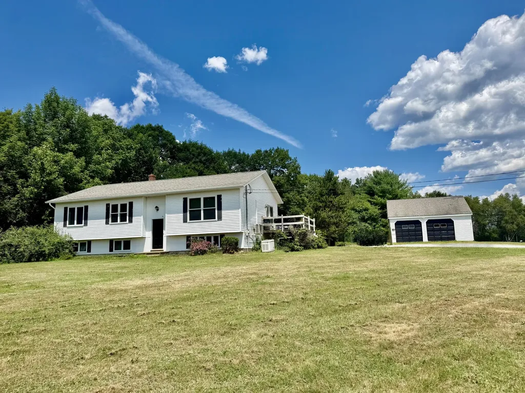 12 Grace Snow Drive Glenburn ME 04401